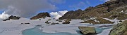 52 Laghetto di Pietra Quadra (2116 m) in disgelo  